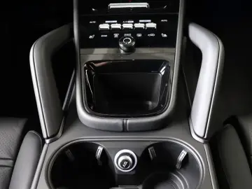 Porsche Cayenne E-Hybrid Coupe Sport Design