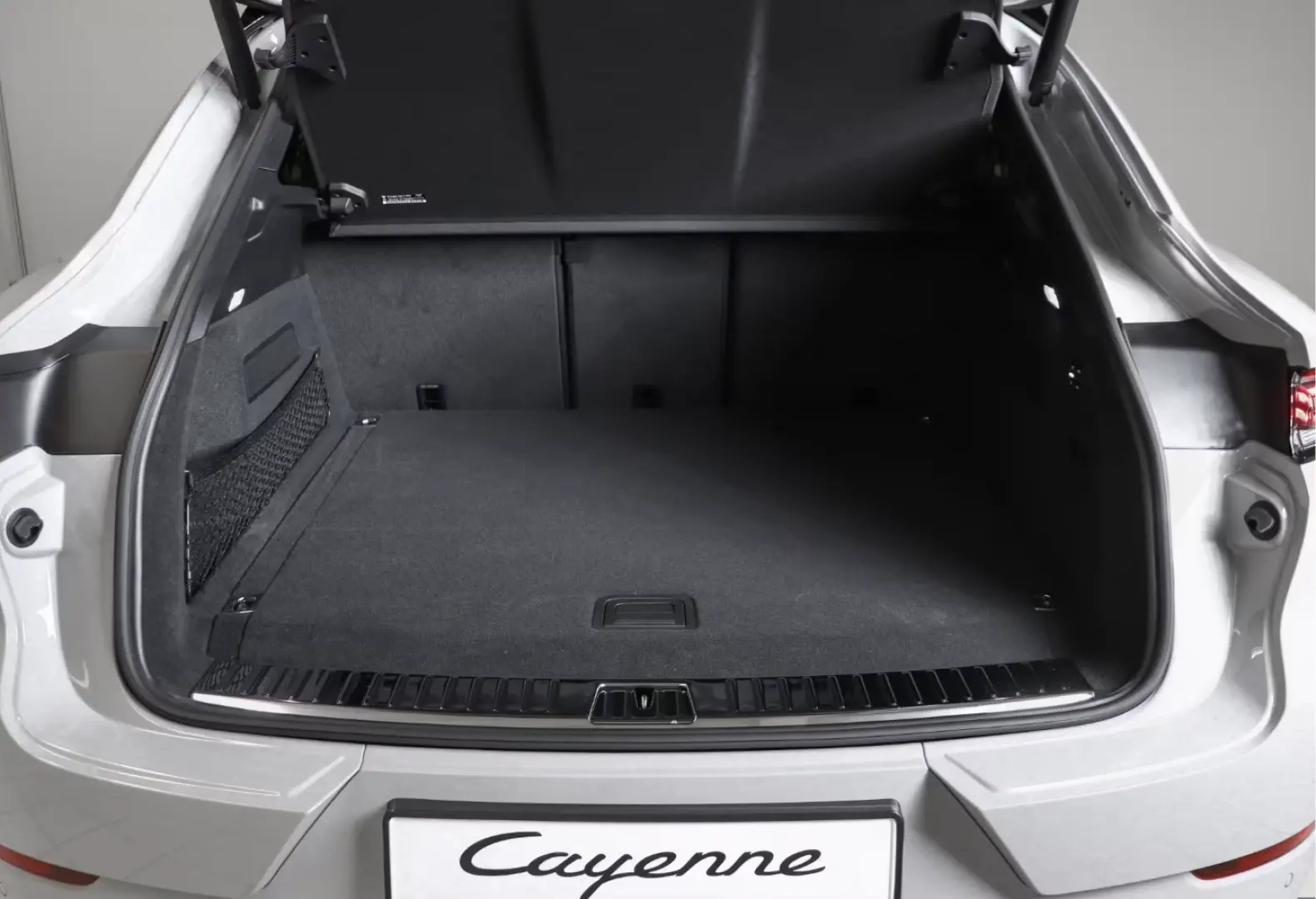 Porsche Cayenne E-Hybrid Coupe Sport Design