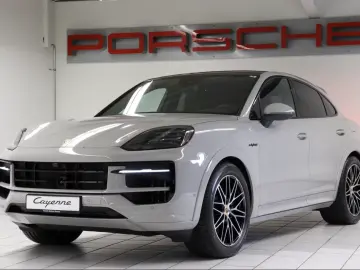 Porsche Cayenne E-Hybrid Coupe Sport Design