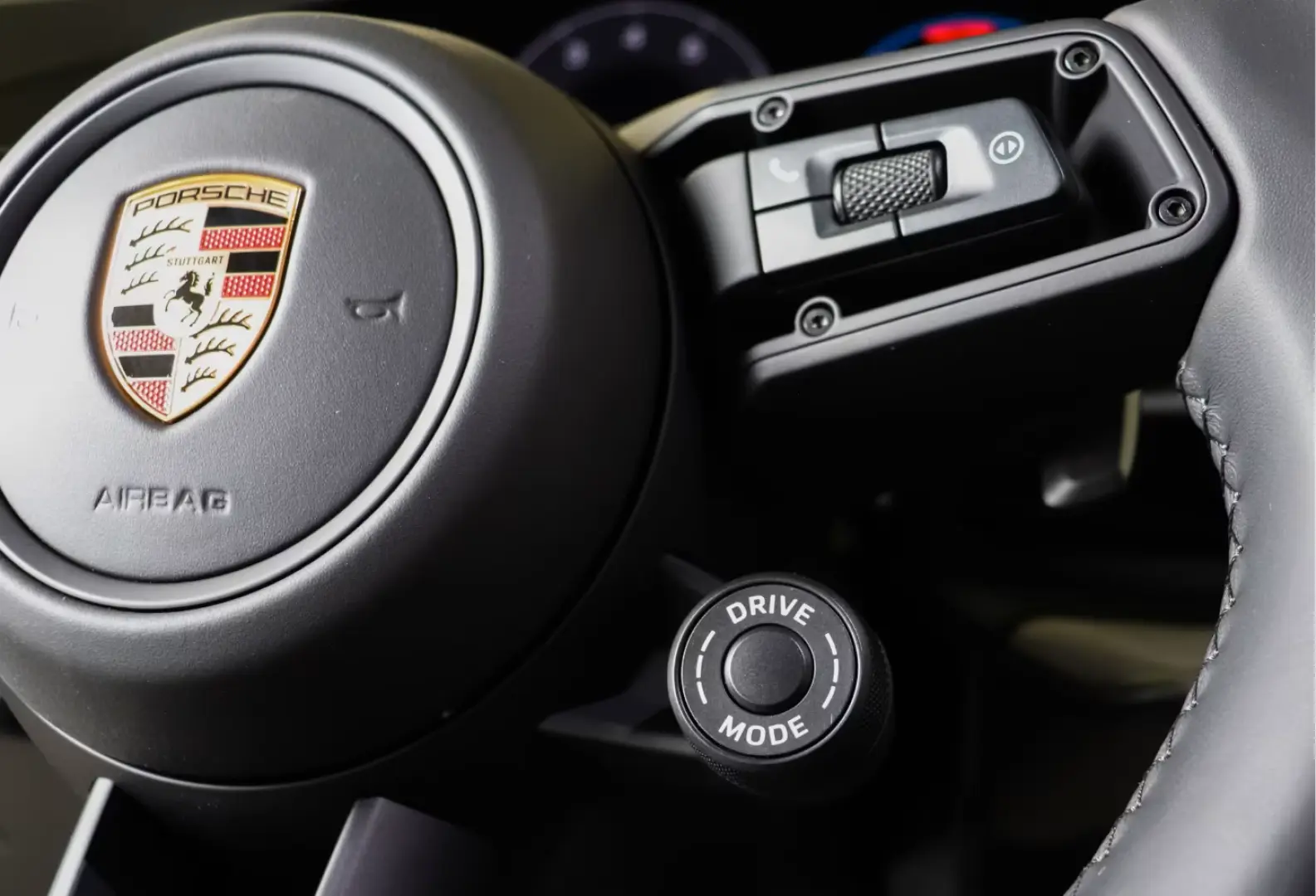 Porsche Cayenne E-Hybrid Coupe Sport Design
