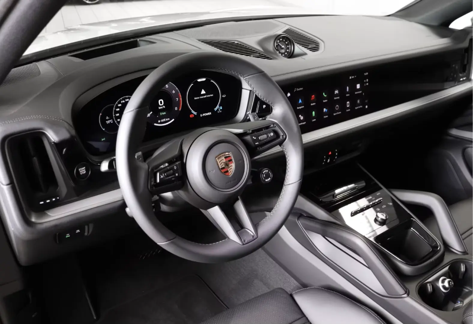 Porsche Cayenne E-Hybrid Coupe Sport Design