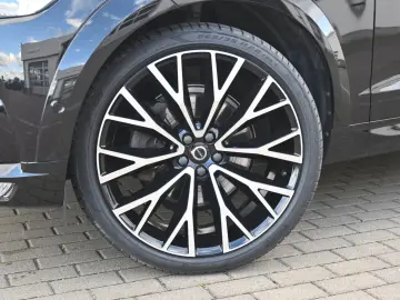 XC60 B5 D AWD R-Design 360  HuD LUFT ACC AHK