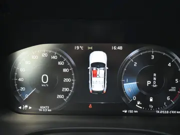 XC60 B5 D AWD R-Design 360  HuD LUFT ACC AHK