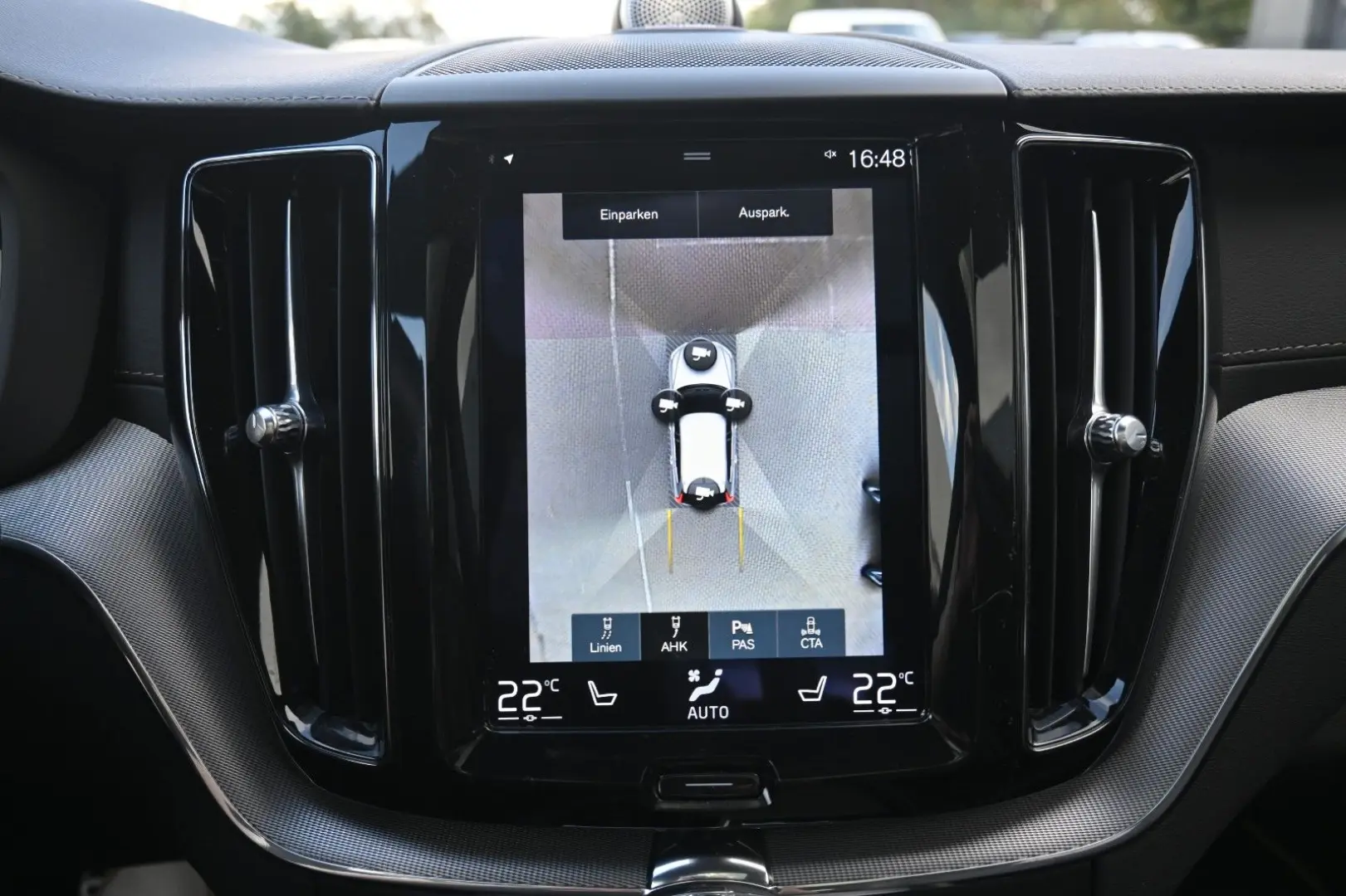 XC60 B5 D AWD R-Design 360  HuD LUFT ACC AHK