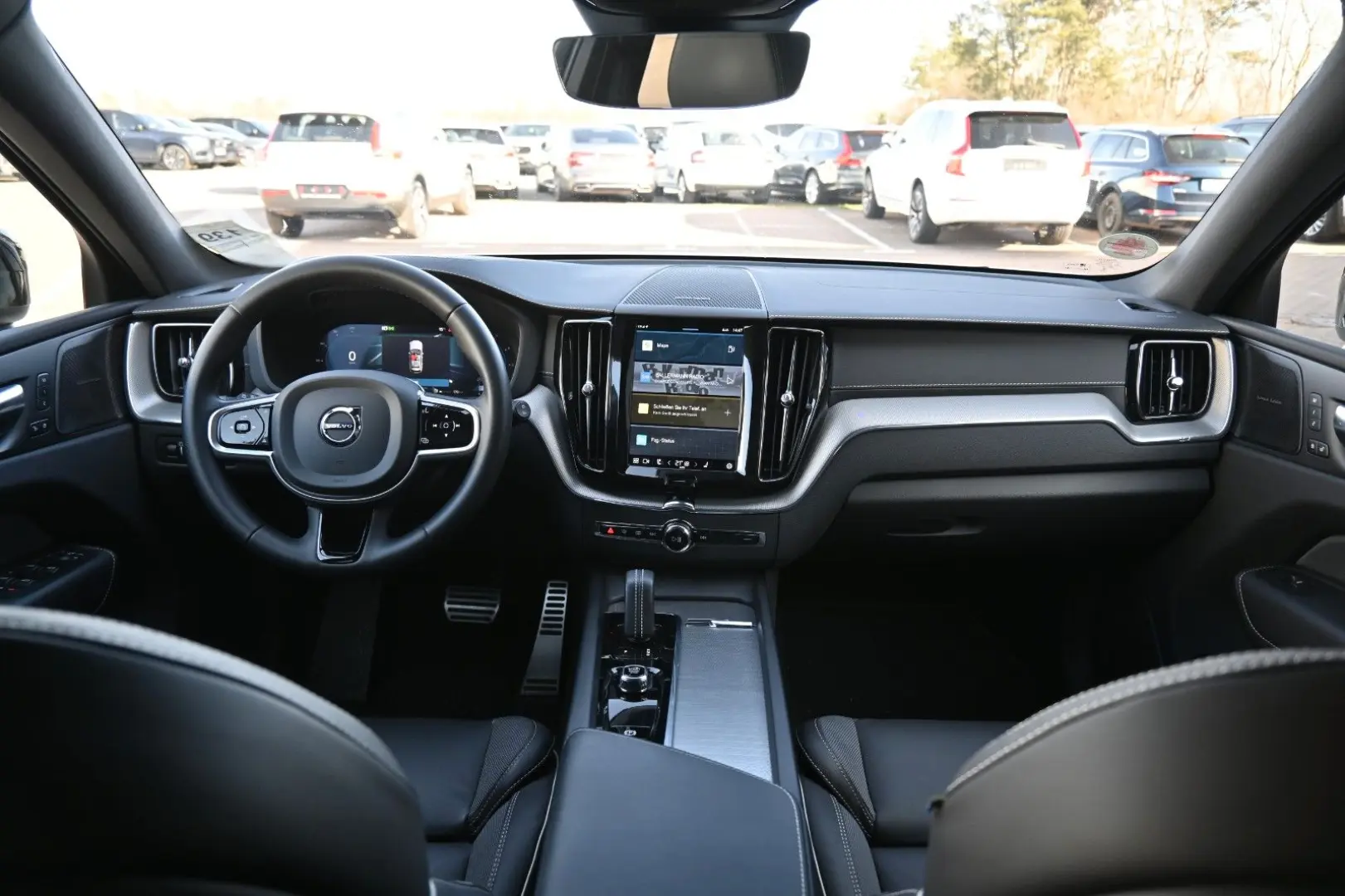 XC60 B5D AWD R-Design LUFT 360 H&K STHZ HUD QI