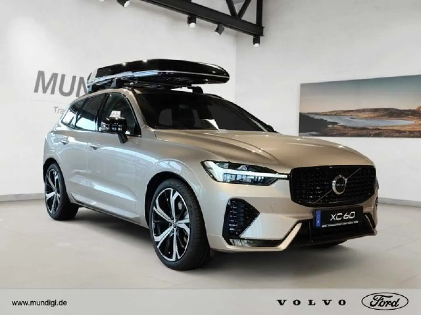 XC60 Plus Diesel  B4 AWD Mild-Hybrid  Dark Luftf