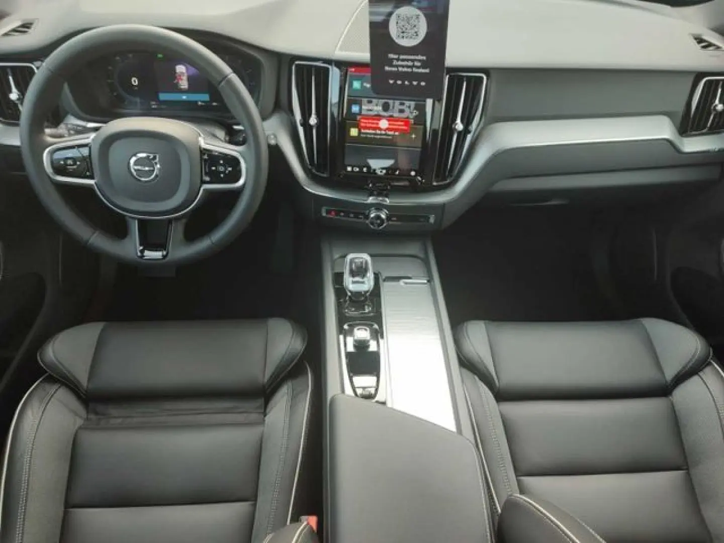 XC60 Plus Diesel  B4 AWD Mild-Hybrid  Dark Luftf