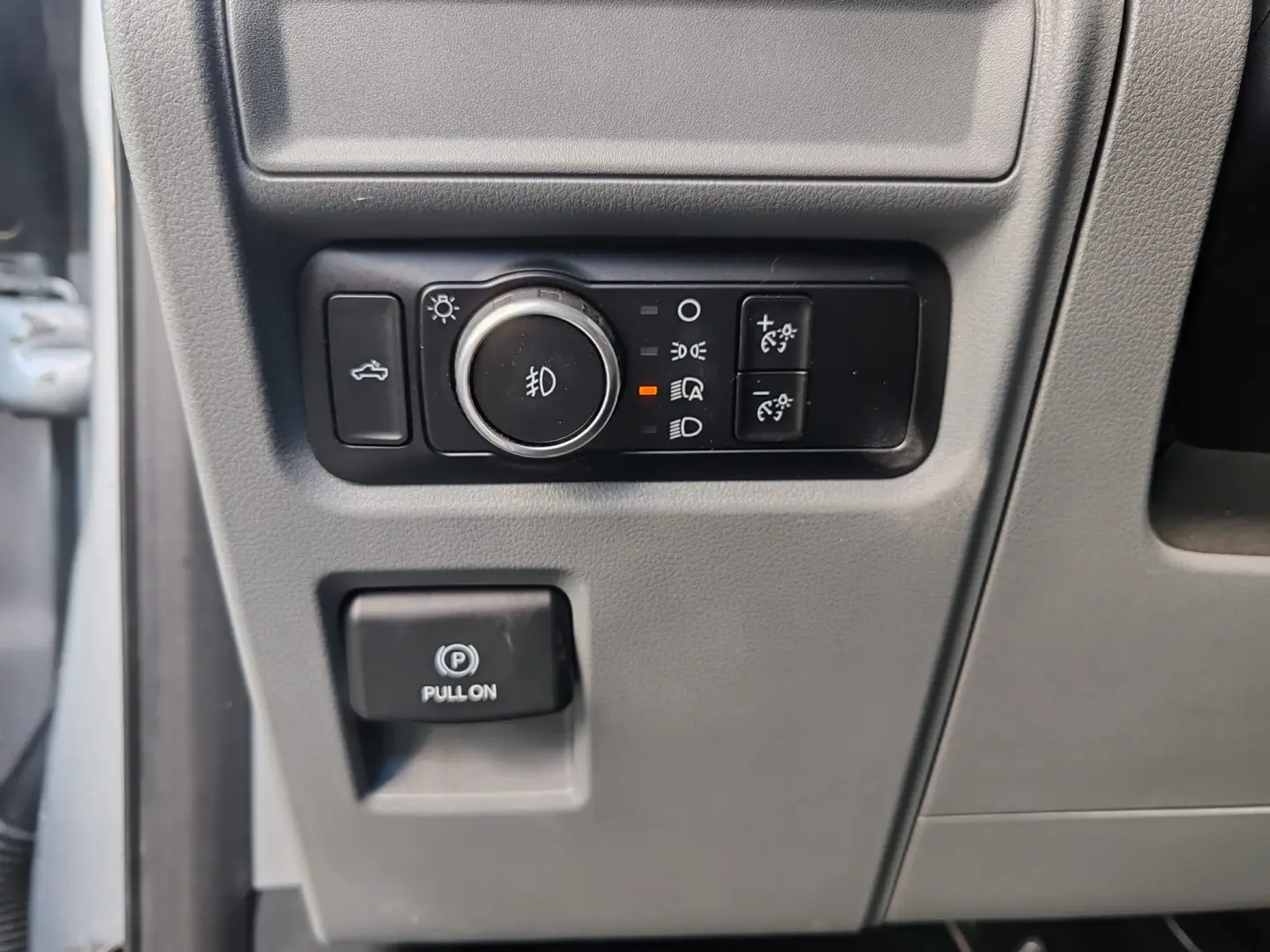 FORD F150 XLT