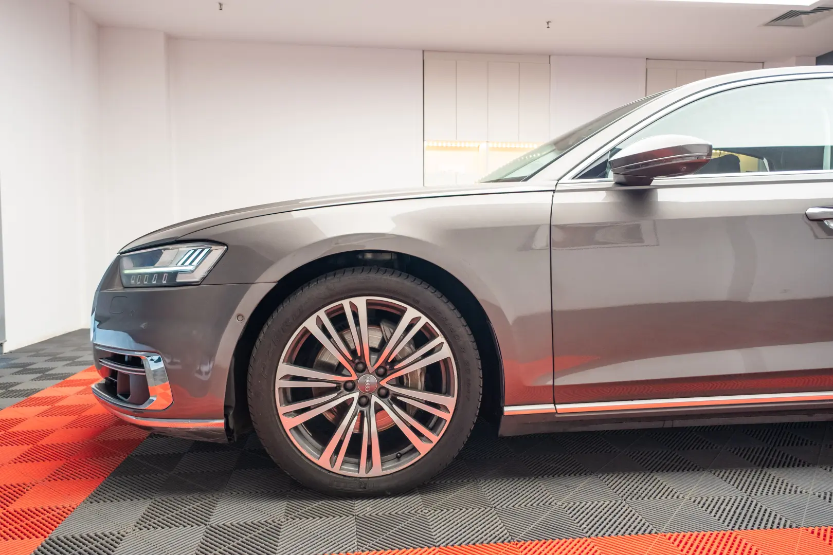 Audi A8