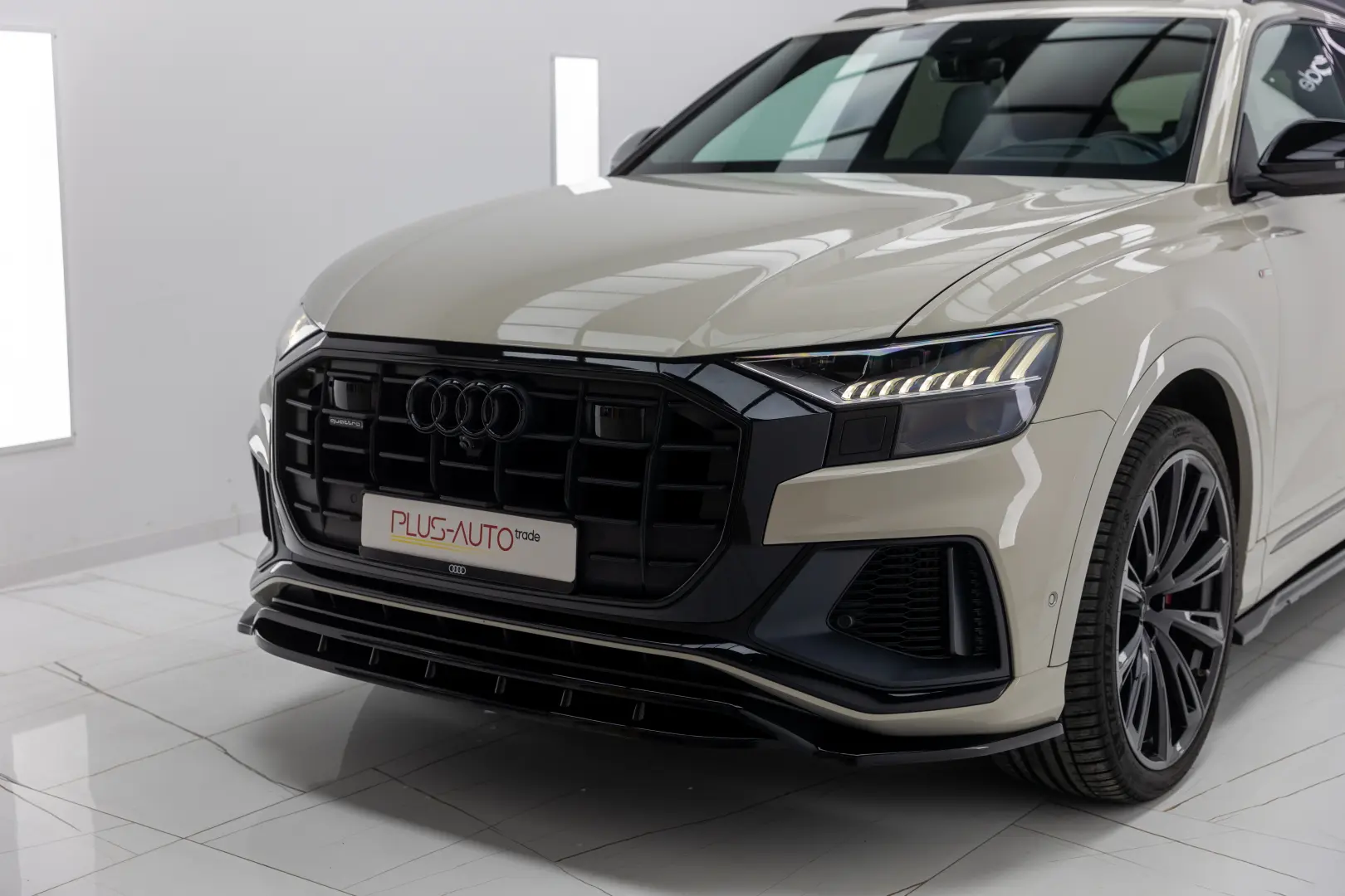 AUDI Q8 55 TFSI e STOC SIBIU
