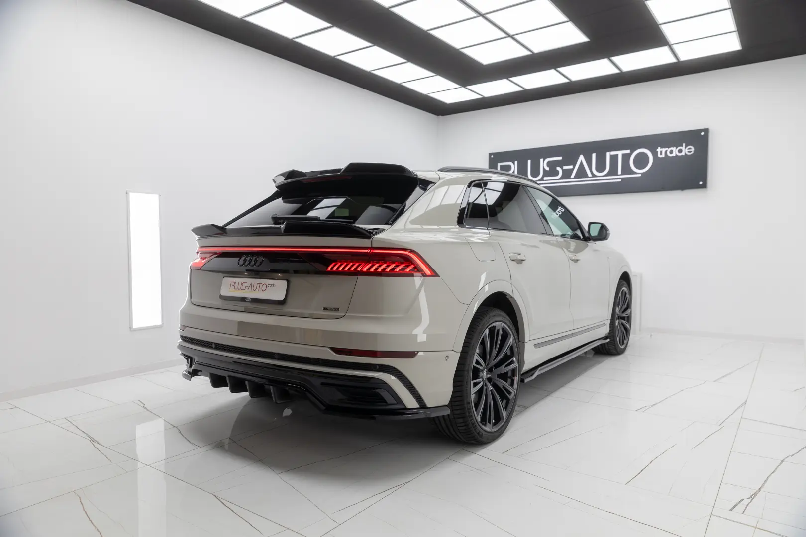 AUDI Q8 55 TFSI e STOC SIBIU