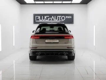 AUDI Q8 55 TFSI e STOC SIBIU