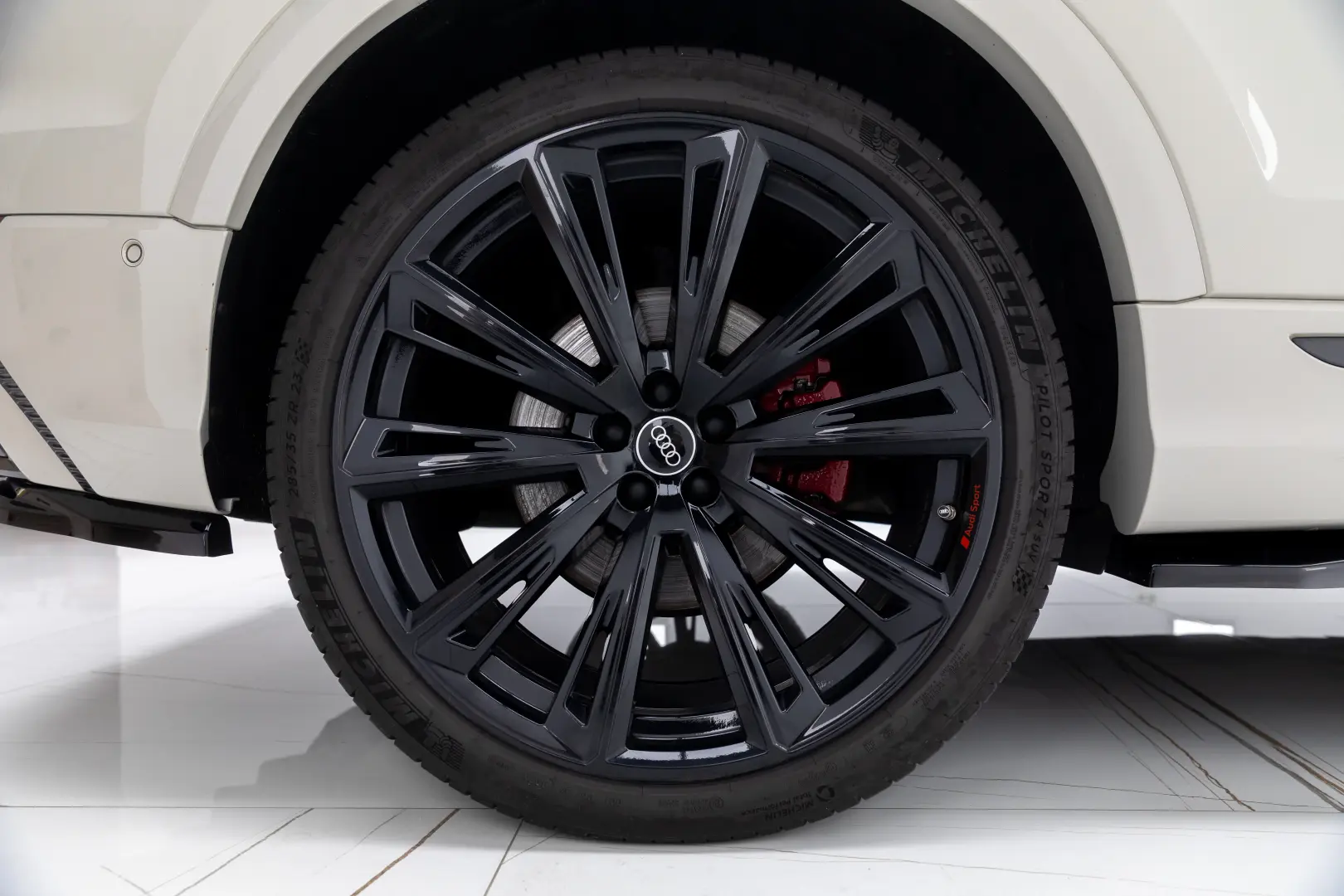 AUDI Q8 55 TFSI e STOC SIBIU