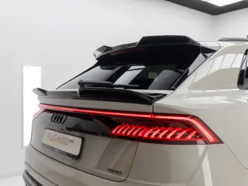 AUDI Q8 55 TFSI e STOC SIBIU