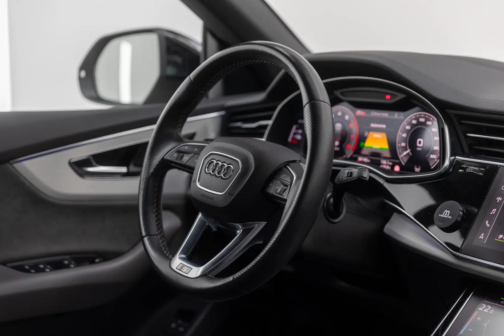 AUDI Q8 55 TFSI e STOC SIBIU