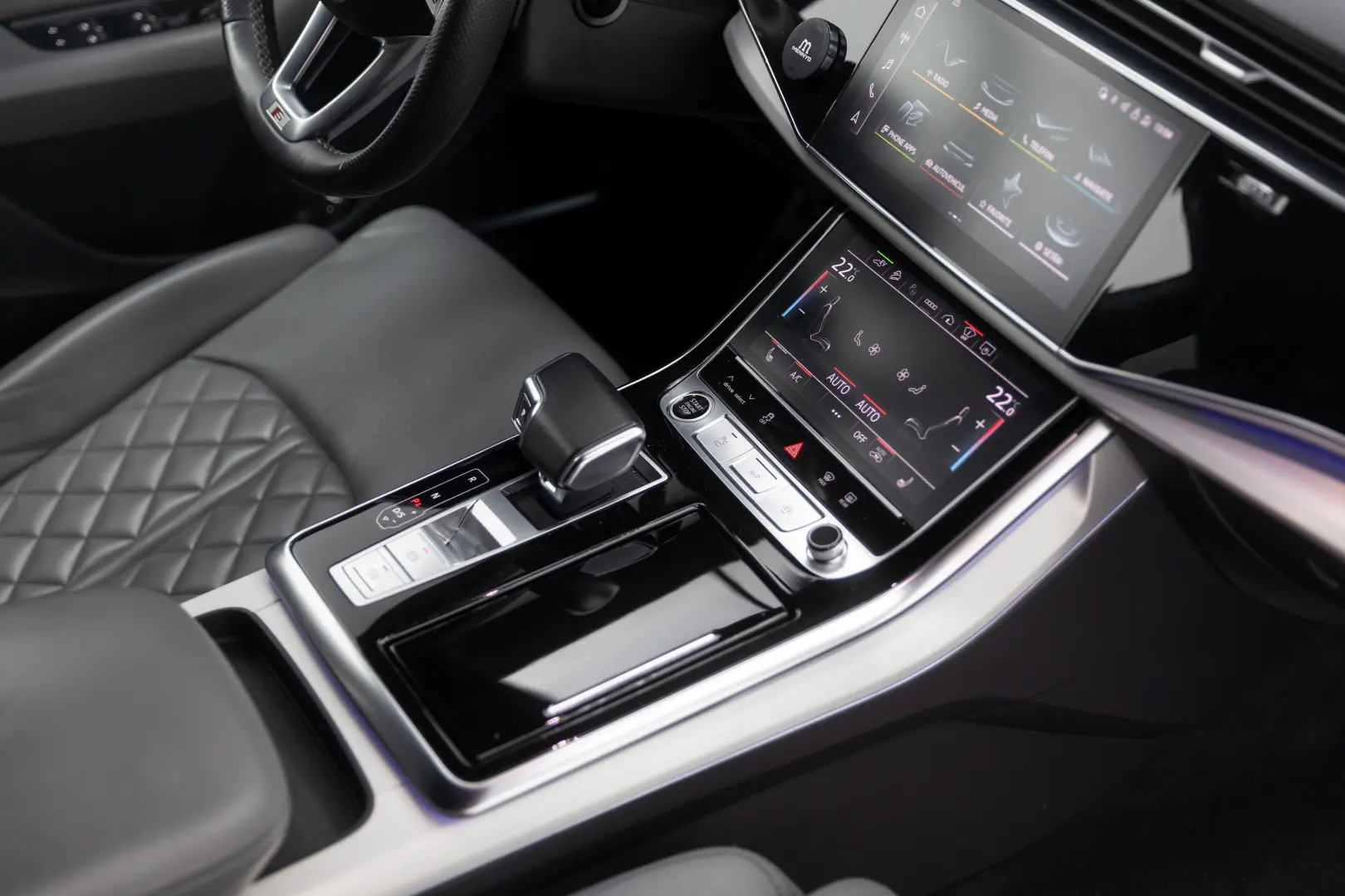 AUDI Q8 55 TFSI e STOC SIBIU