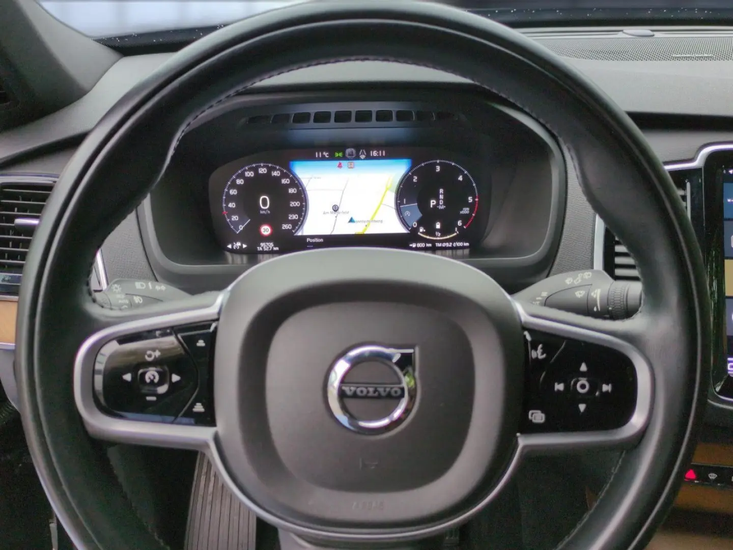 XC90 B5 (Diesel) Momentum Pro AWD Automatik Navi