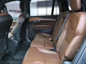 XC90 B5 (Diesel) Momentum Pro AWD Automatik Navi