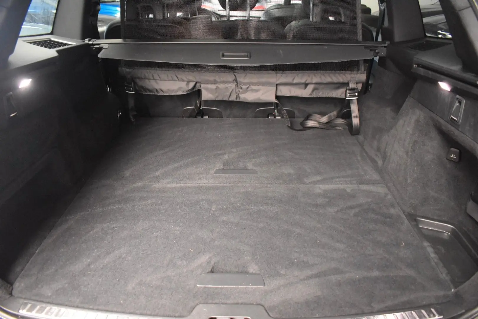 XC90 Momentum Pro AWD AHK LEDER SCHIEBEDACH LED