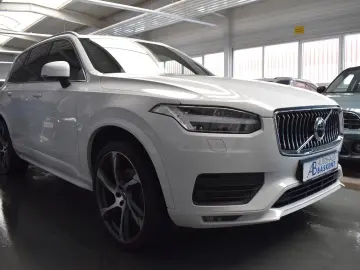XC90 Momentum Pro AWD AHK LEDER SCHIEBEDACH LED