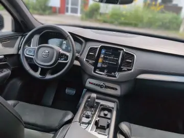 XC90 2.0 Diesel R Design AWD B5