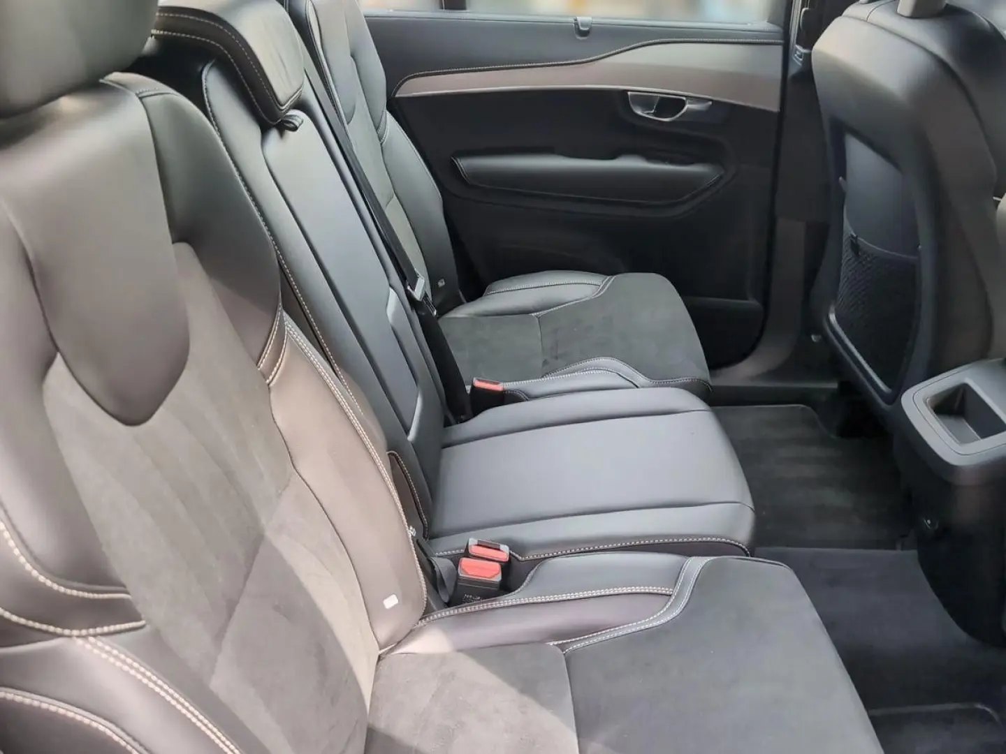 XC90 2.0 Diesel R Design AWD B5