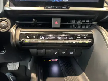 C-HR 1.8 Hybrid Team D  LED ACC CAM el Heck SHZ