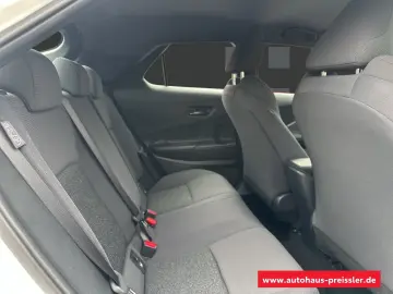 C-HR Hybrid Flow