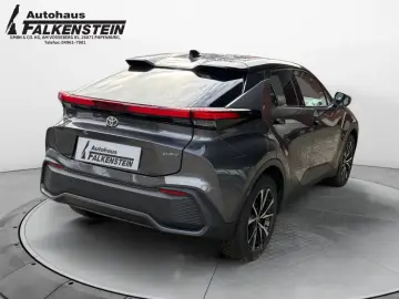 C-HR 1.8 Hybrid Team D Apple Car Play