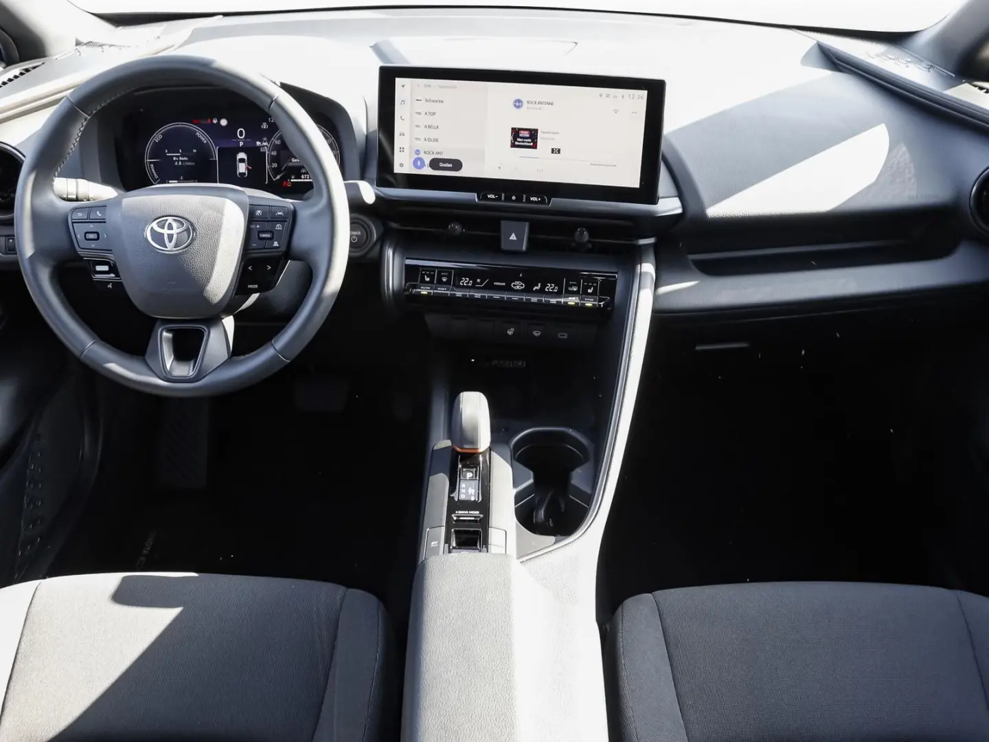C-HR 1.8 Hybrid Team Deutschland  ALLWETTER NAVI