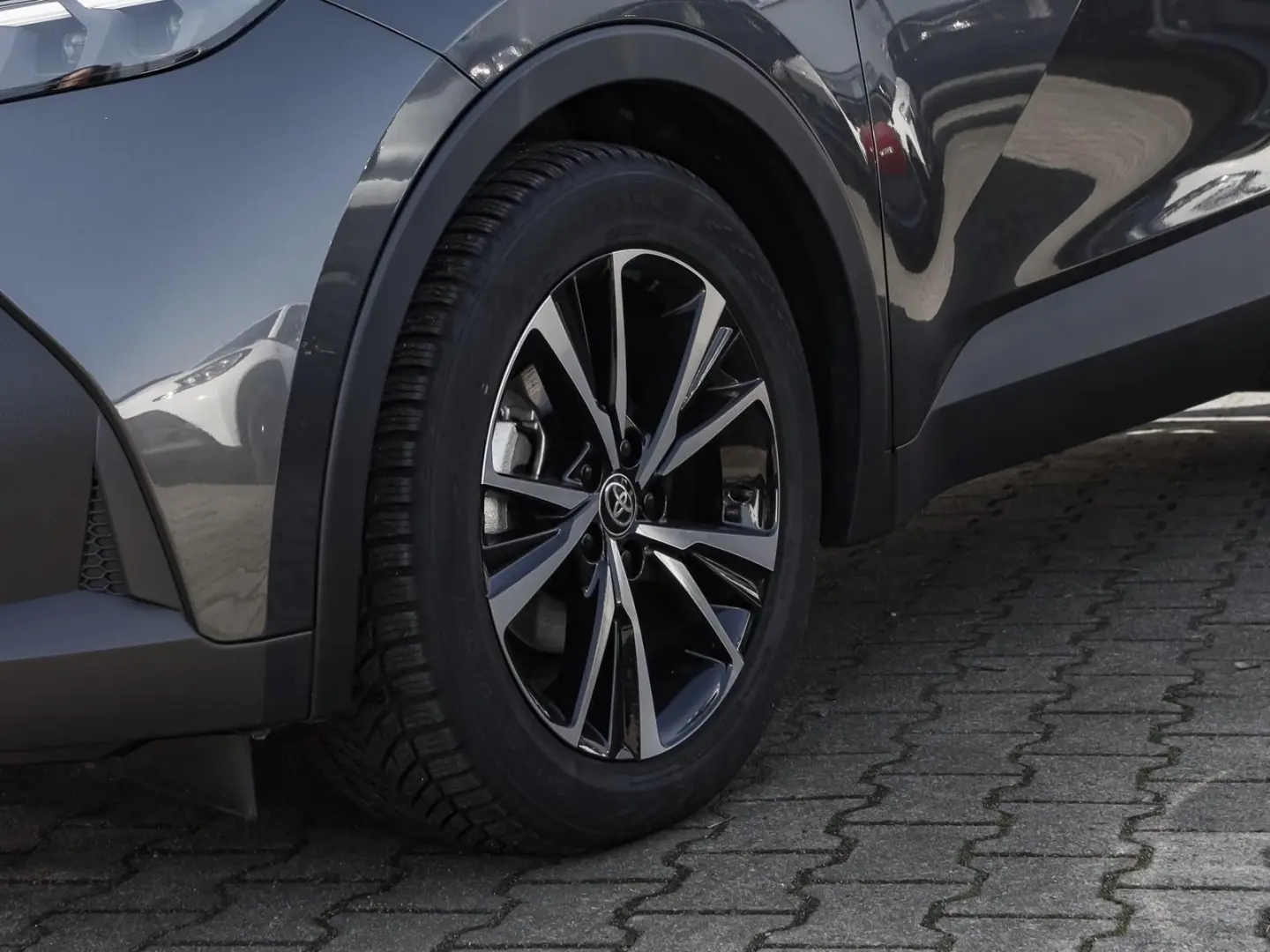 C-HR 1.8 Hybrid Team Deutschland  ALLWETTER NAVI
