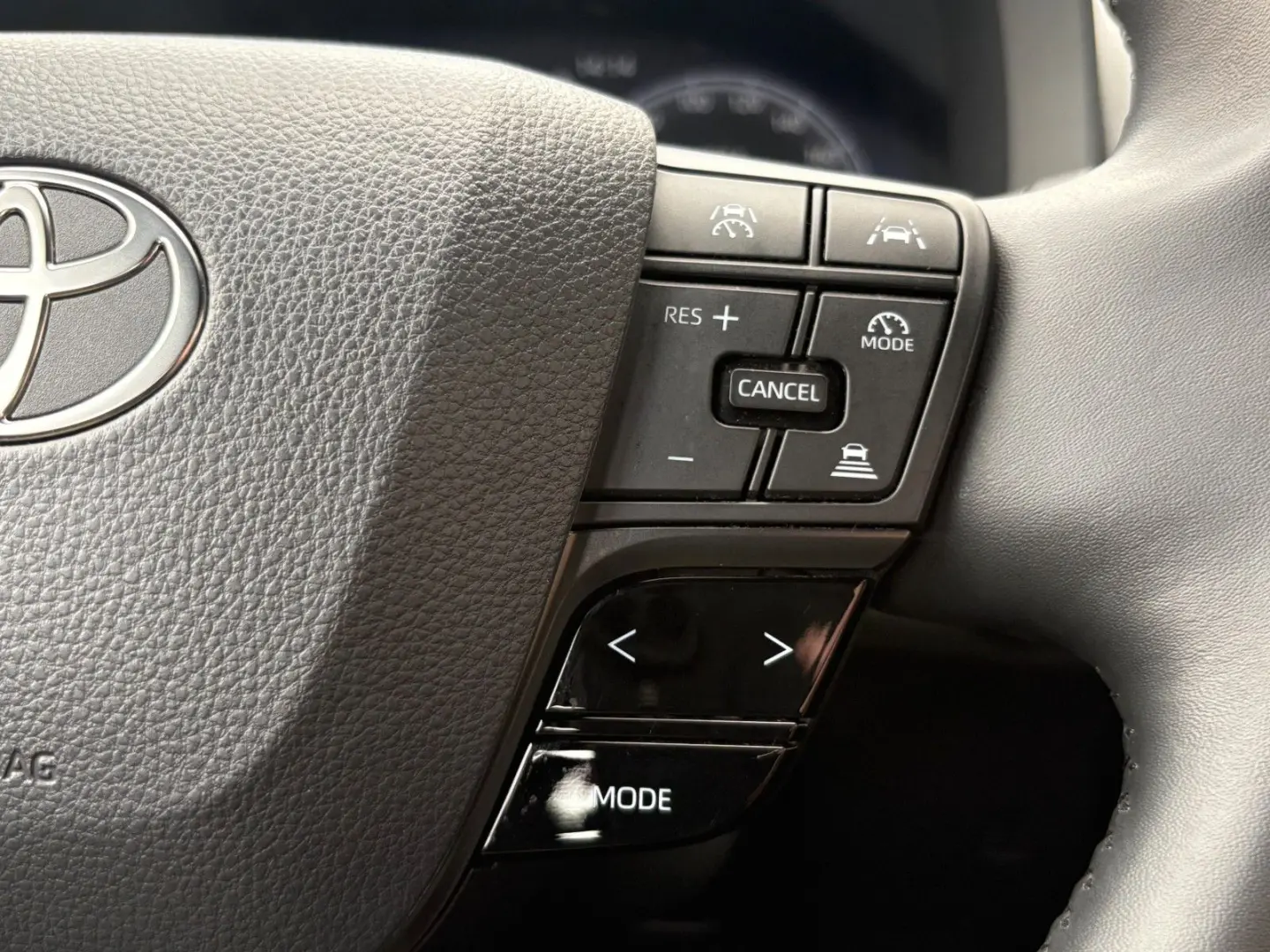 C-HR 1.8 Hybrid KAMERA ACC APPLE CARPLAY