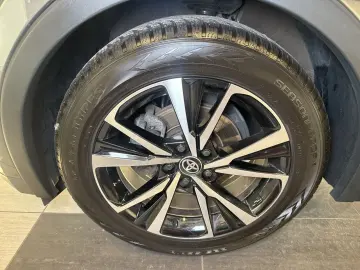 C-HR 1.8 Hybrid Team Deutschland Kam. LED Navi