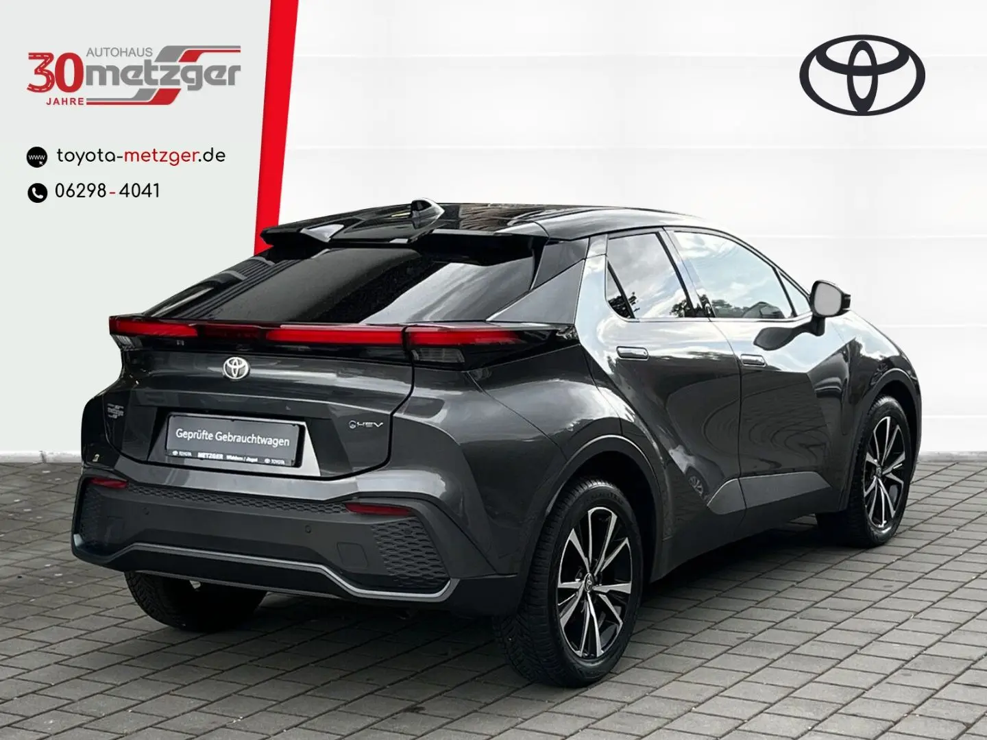 C-HR Hybrid Team D  Smartphone-Integration  Kame