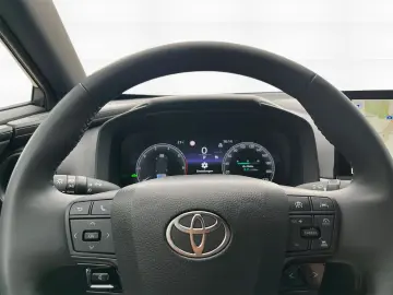 C-HR Hybrid Team D  Smartphone-Integration  Kame