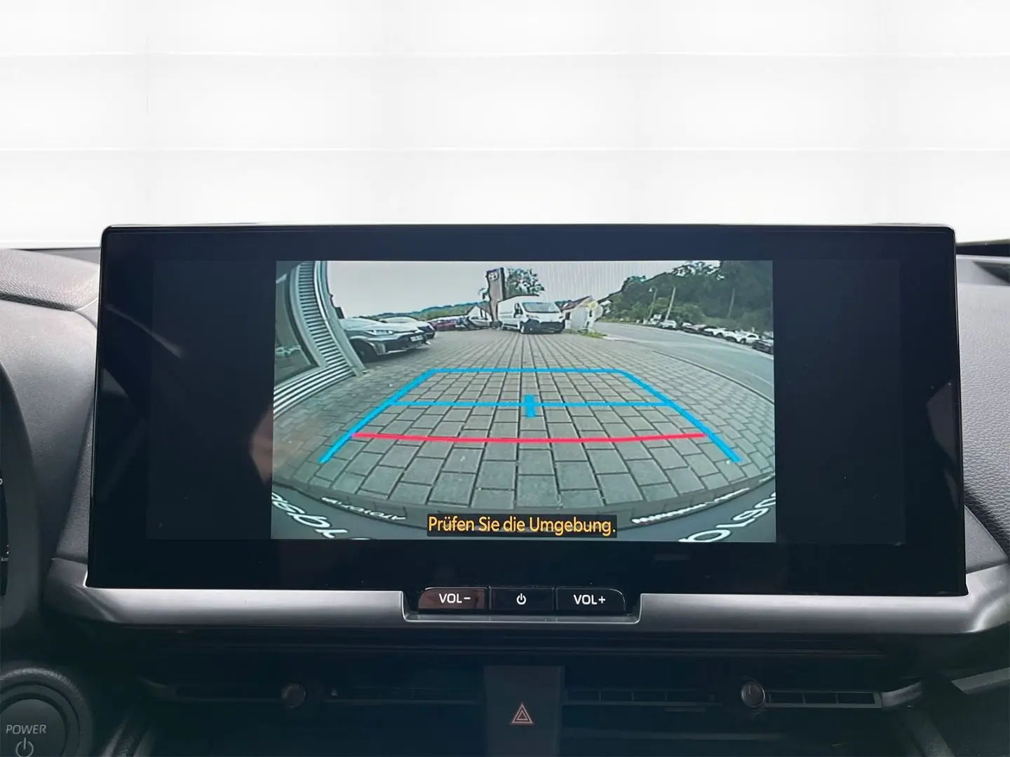C-HR Hybrid Team D  Smartphone-Integration  Kame