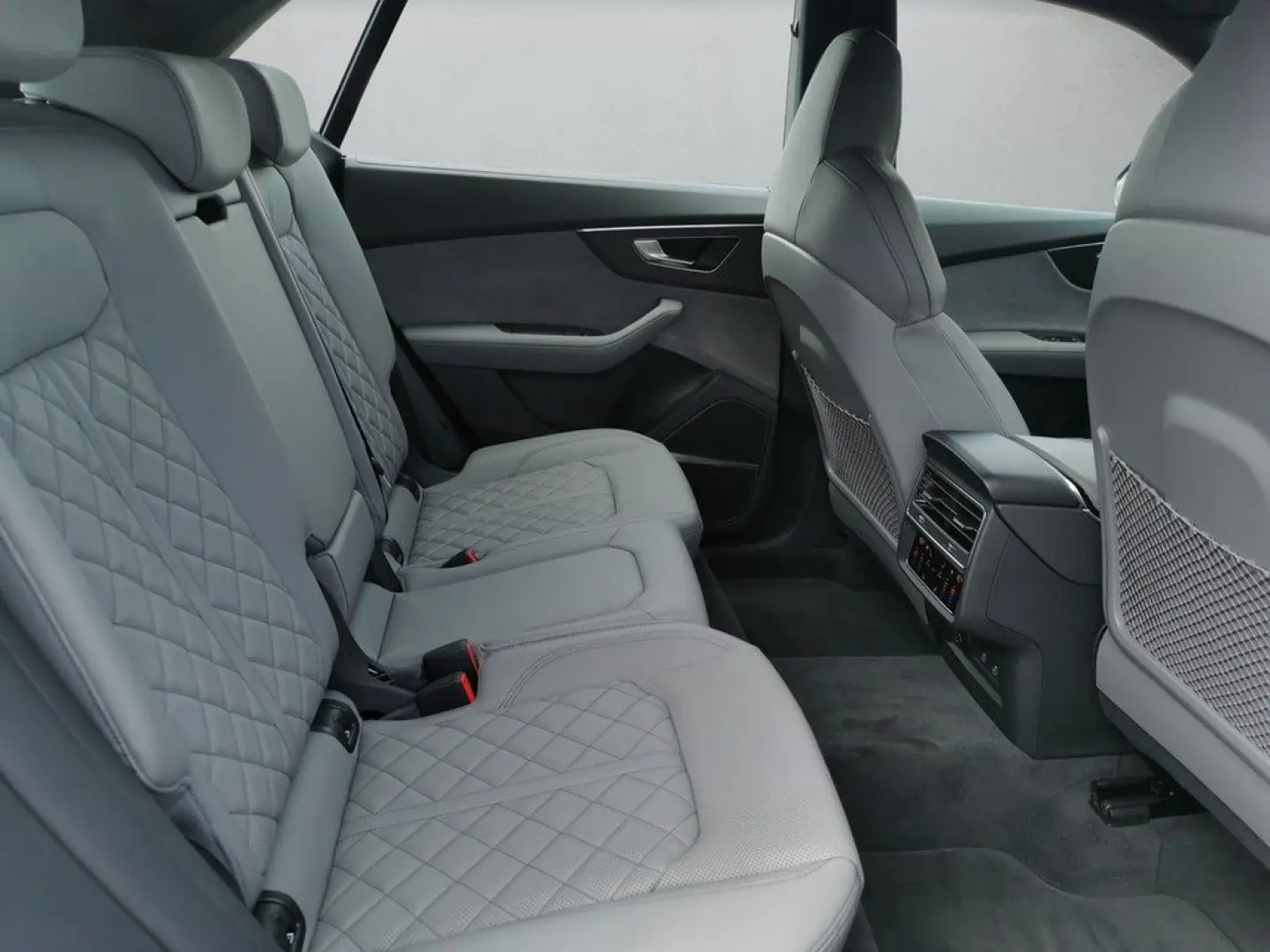 SQ8 SUV TFSI quattro tiptronic AHK HUD LASER B&O