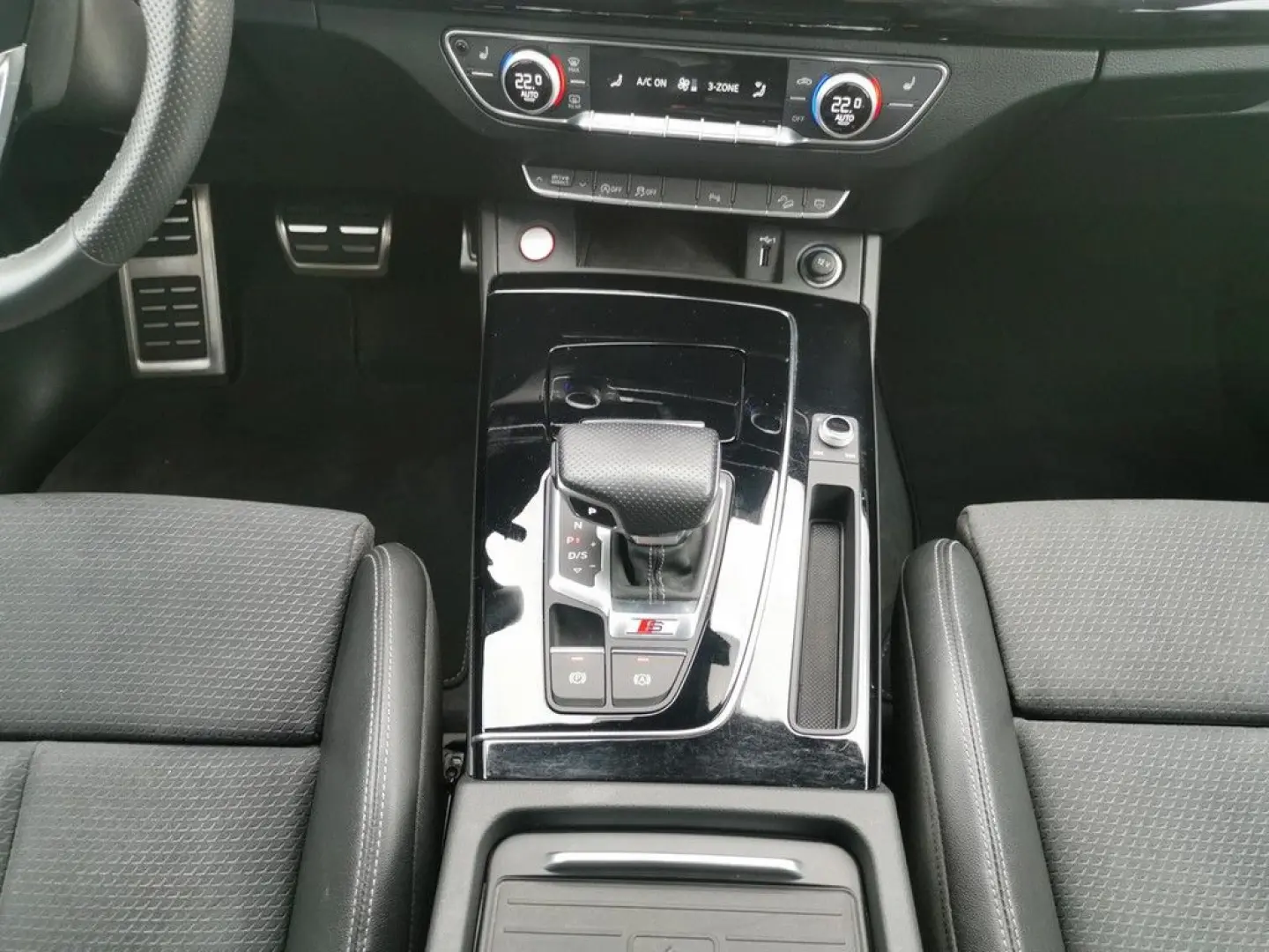 SQ5 TDI quattro tiptronic  MATRIX LUFT HUD RFK