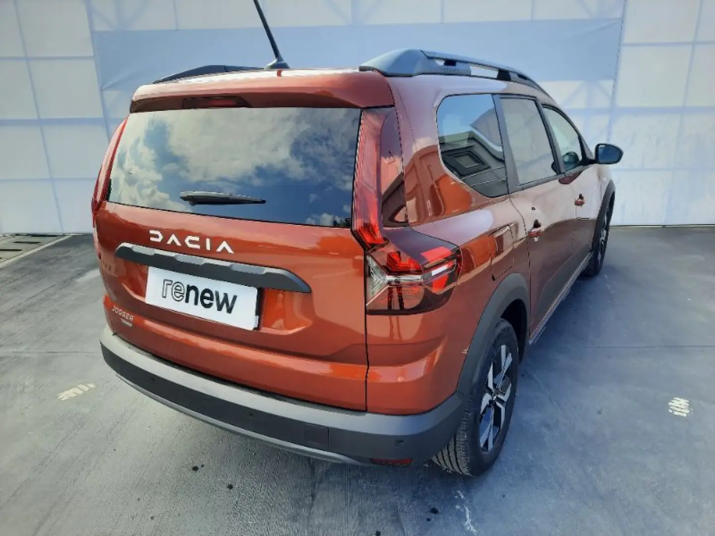 DACIA JOGGER 1.6 Hybrid 140HP EXPRESSION 7 locuri