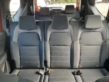 DACIA JOGGER 1.6 Hybrid 140HP EXPRESSION 7 locuri