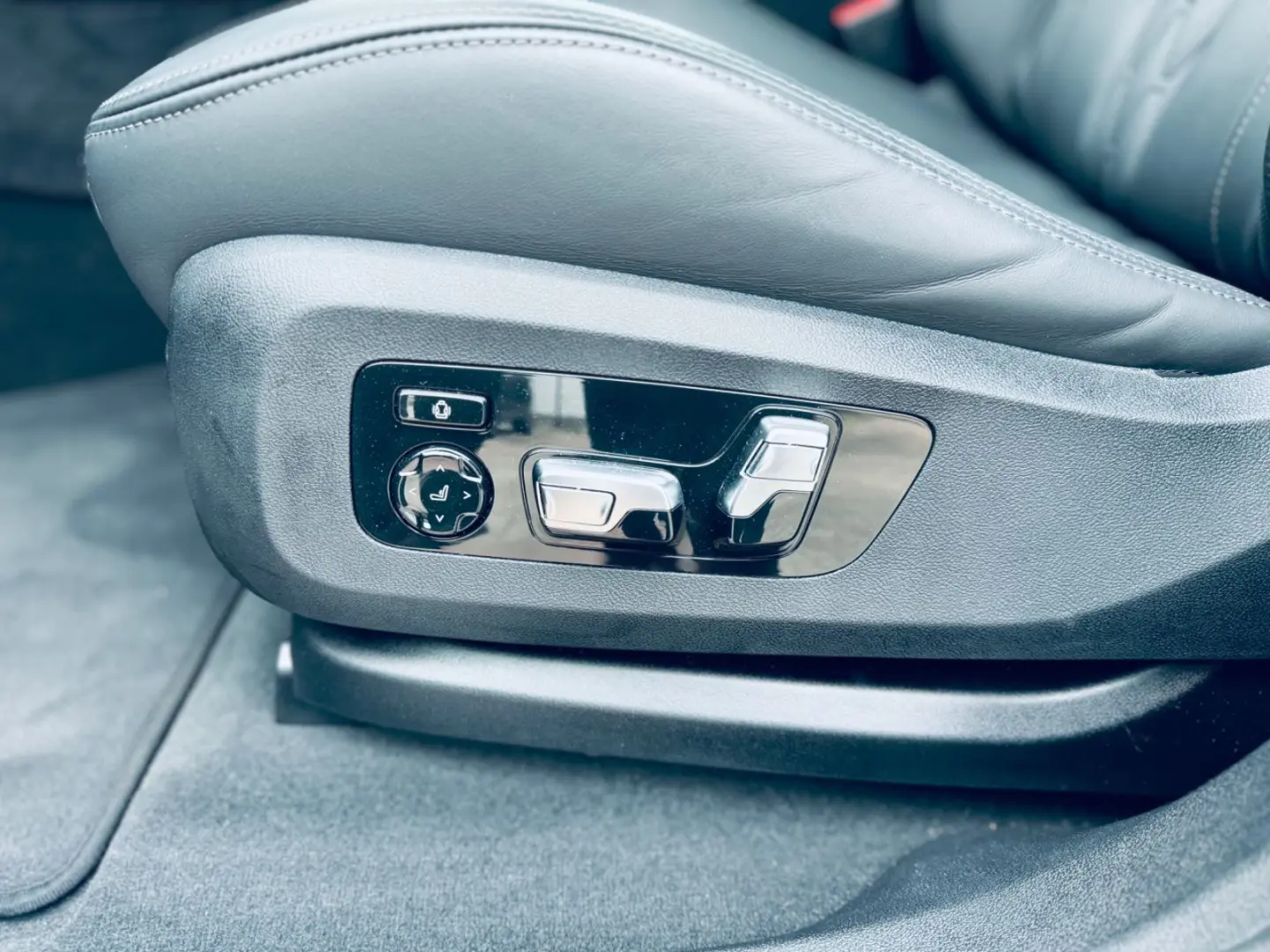 X6 M Sport PRO Paket MASSAGE LUFT S-SITZE 22