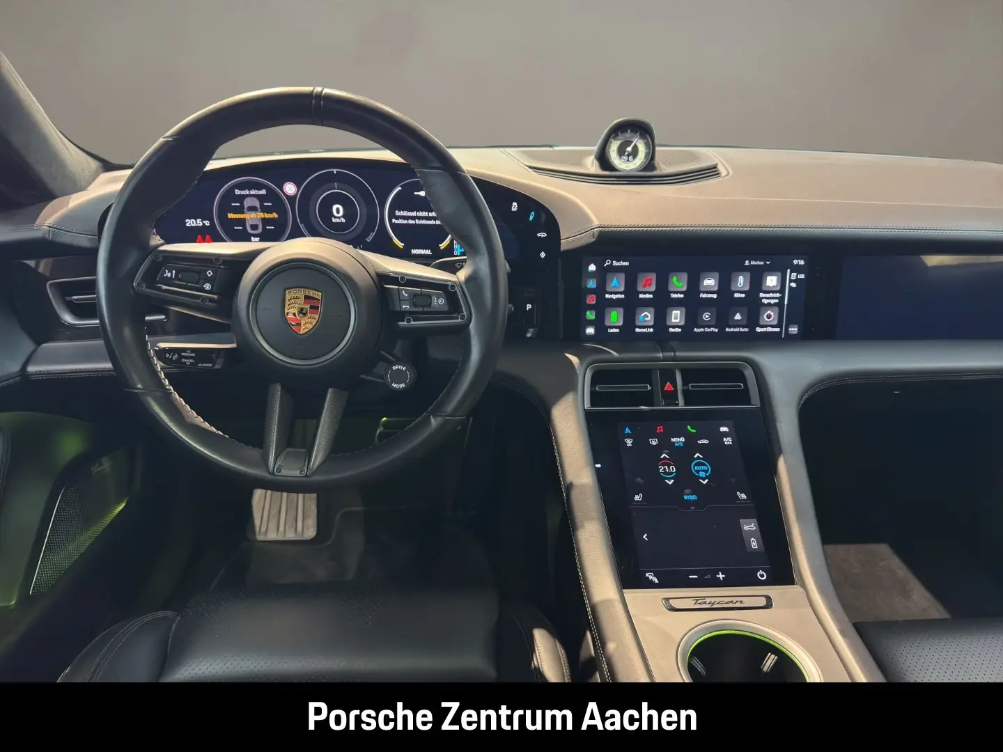 Taycan Turbo Burmester LED-Matrix Panoramadach