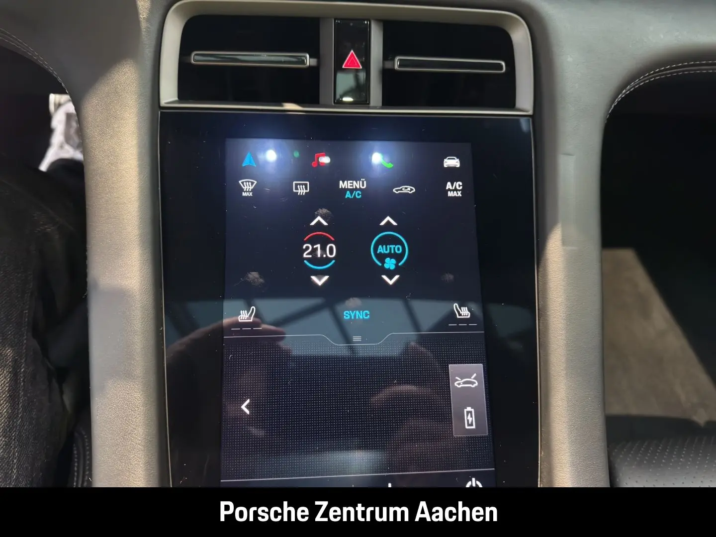 Taycan Turbo Burmester LED-Matrix Panoramadach