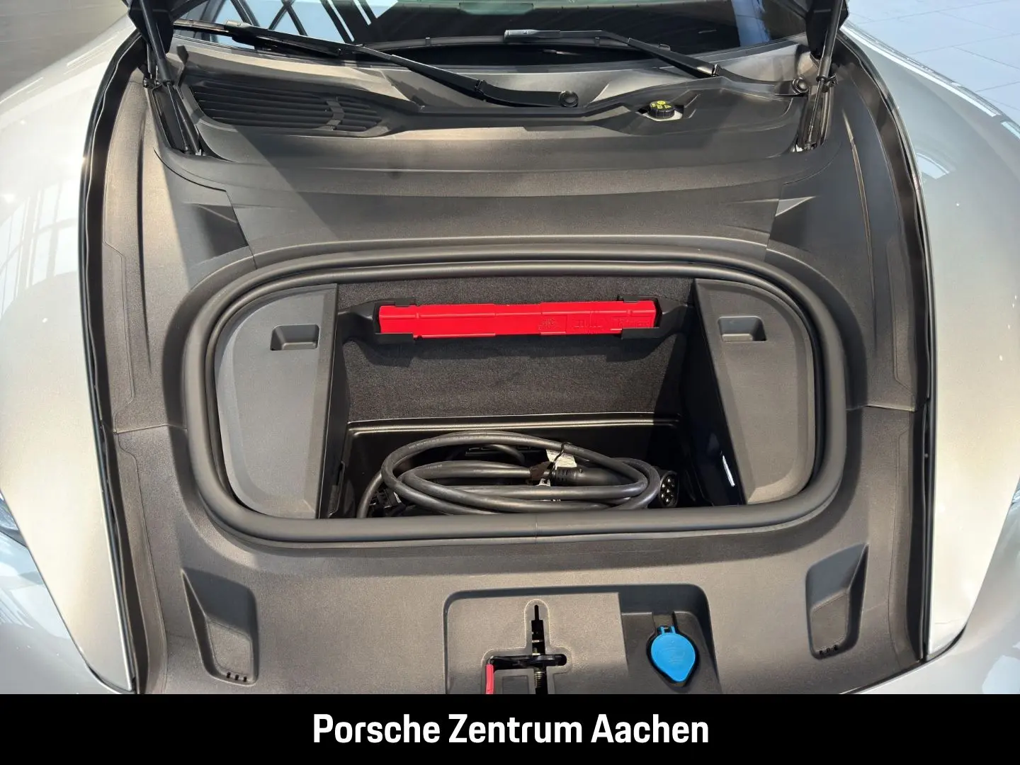 Taycan Turbo Burmester LED-Matrix Panoramadach
