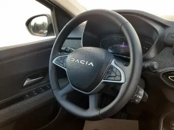DACIA JOGGER 1.6 Hybrid 140HP EXPRESSION