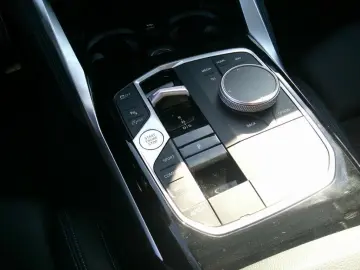 M240i xDrive Coupe Sport Pro eSitze Head-Up HiFi