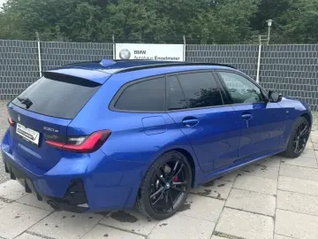 330 e xDrive Touring M Sport Pro Head-Up eSitze