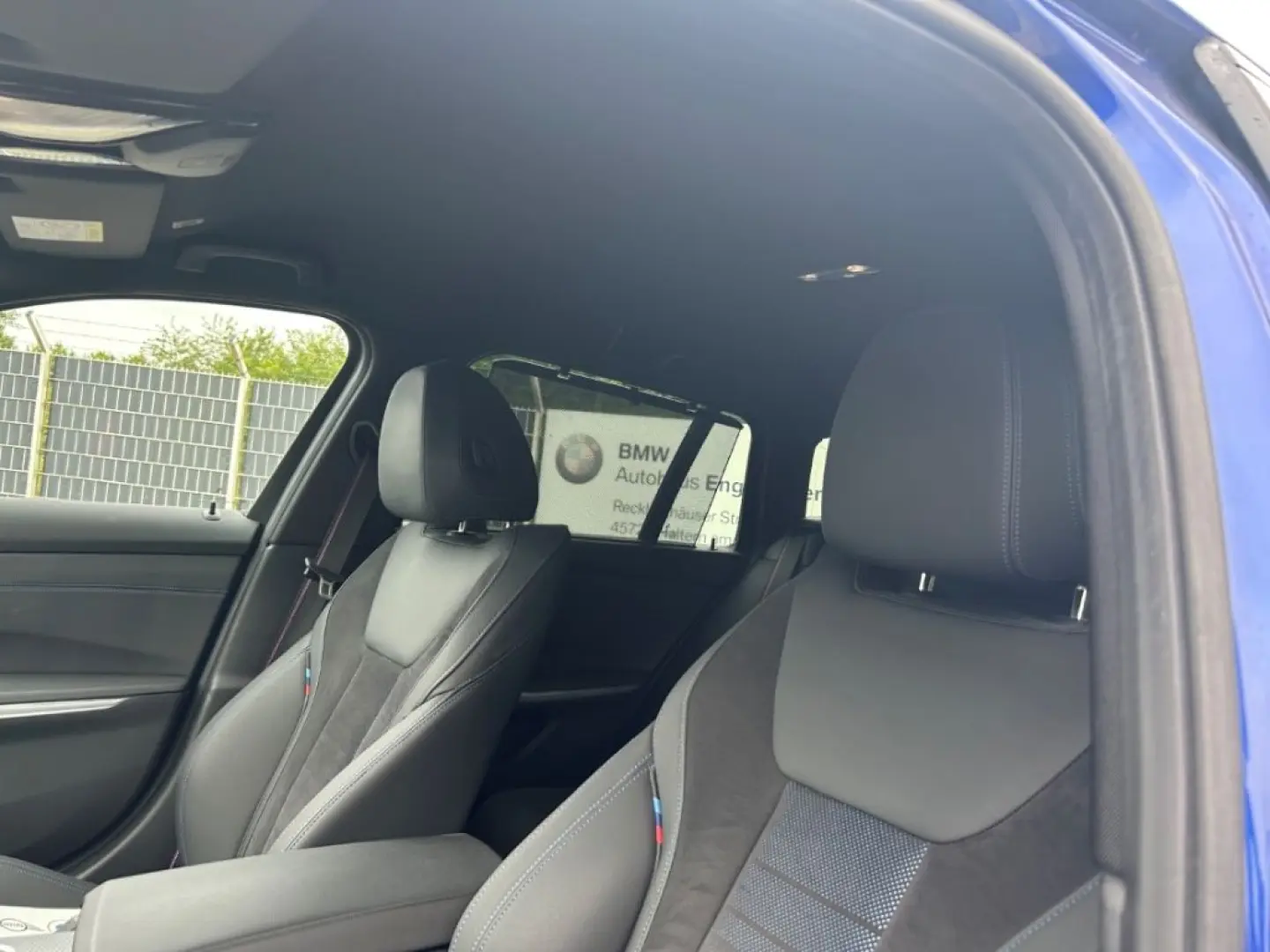 330 e xDrive Touring M Sport Pro Head-Up eSitze