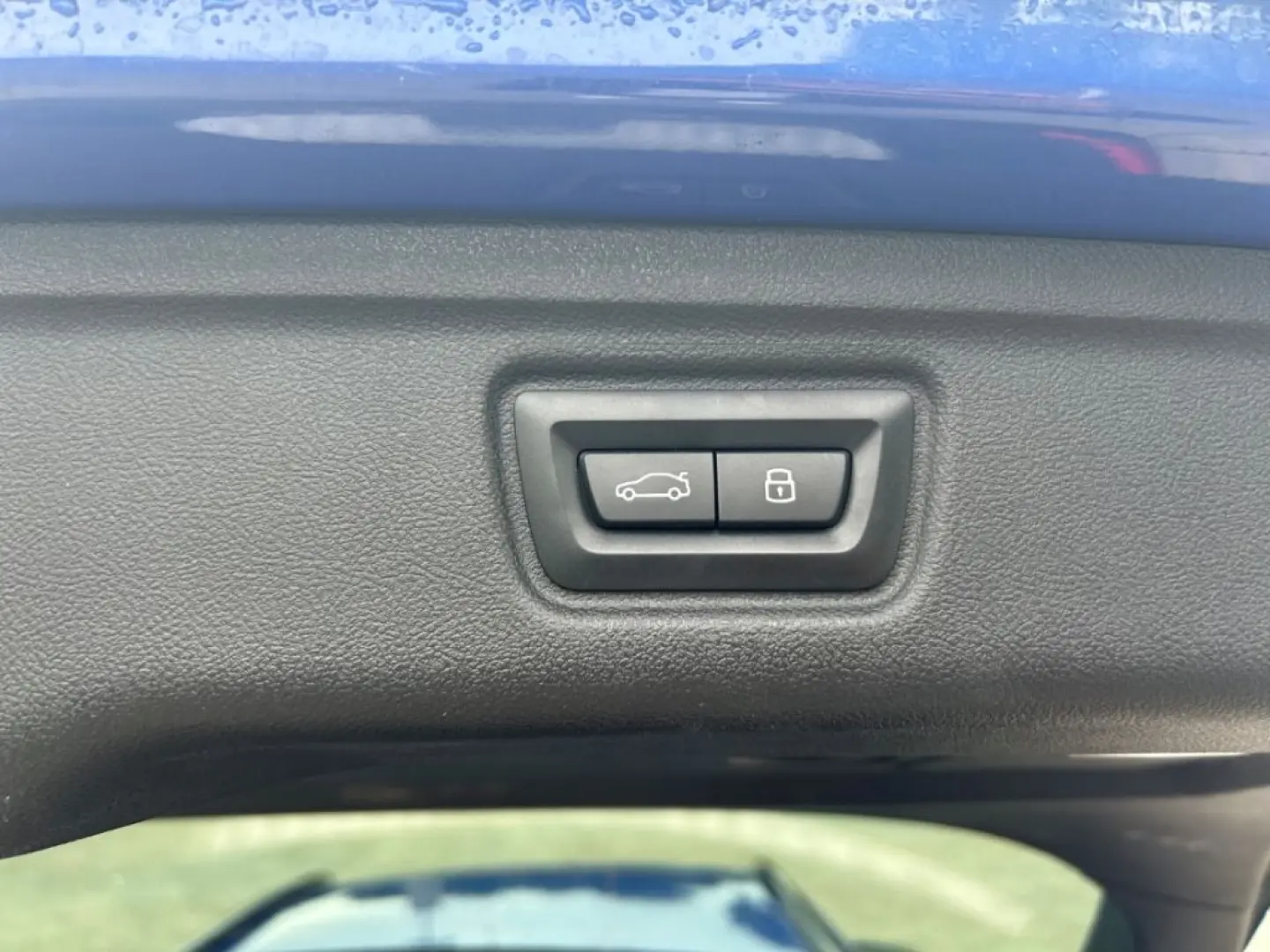 330 e xDrive Touring M Sport Pro Head-Up eSitze