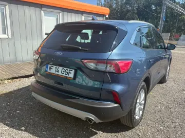 Ford Kuga 2.0 EcoBlue A8 AWD Titanium